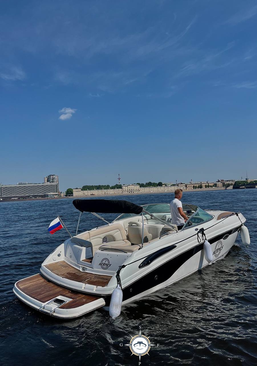 Катер "Hermes"